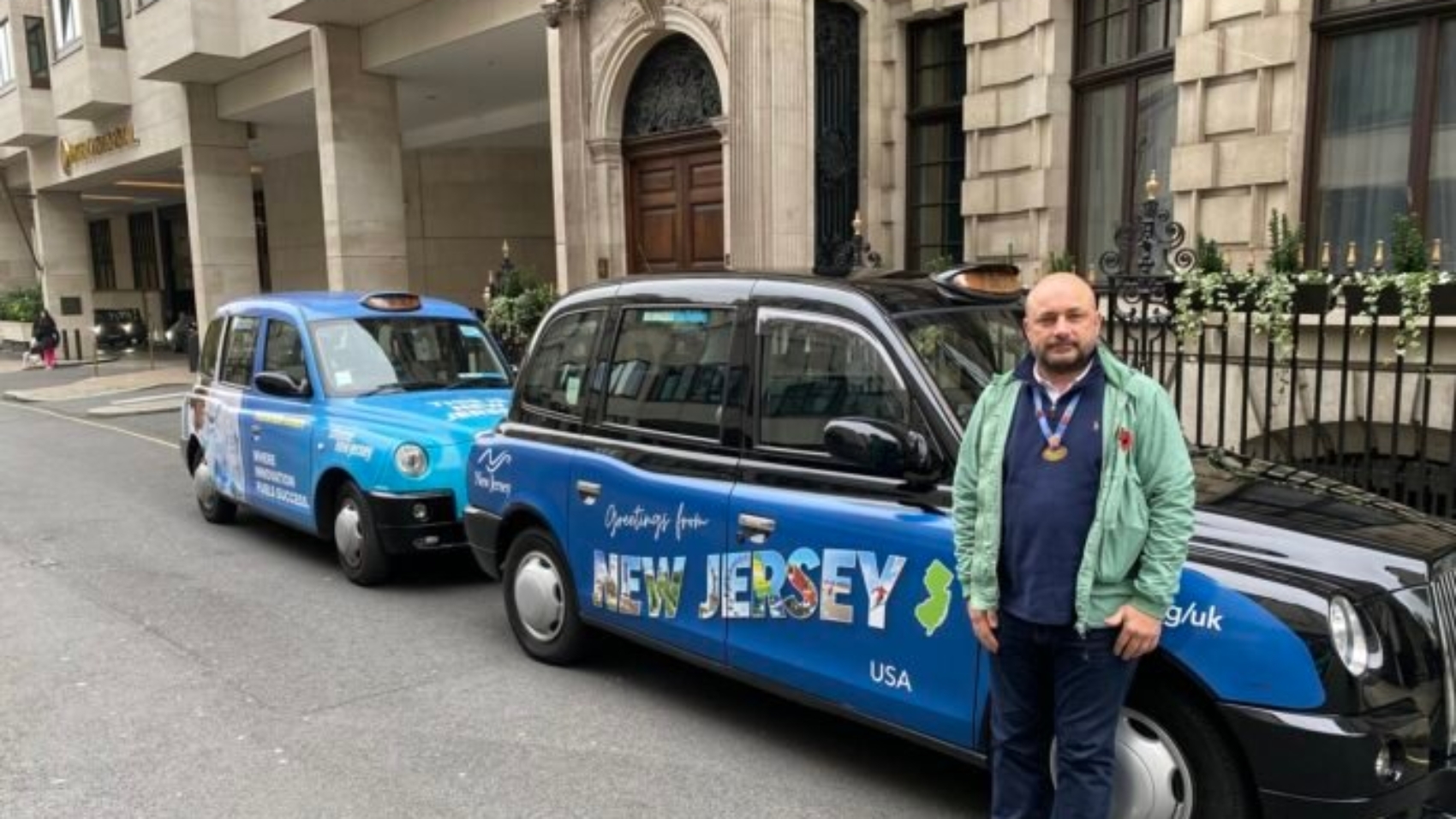 Driver-in-London-with-New-Jersey-Cars-696x453-1