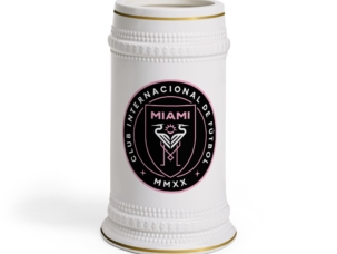 10355842304449729121_2048