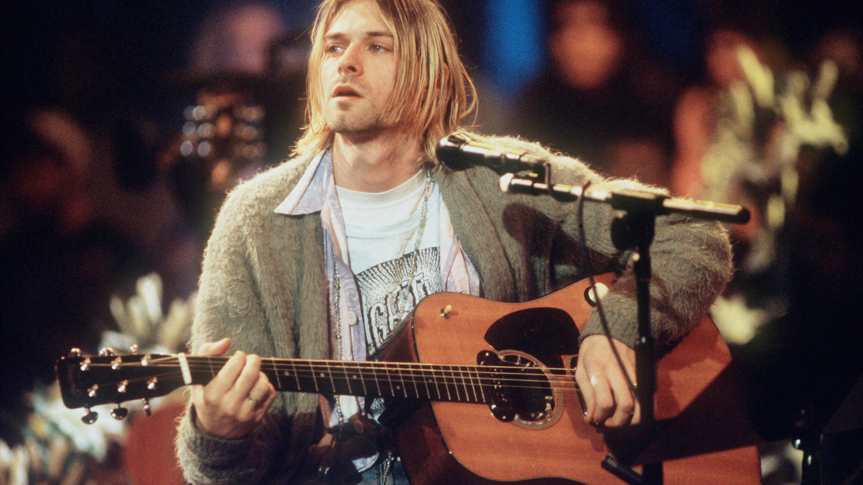kurt-cobain-nirvana-mtv-unplugged-e3627468-cb34-46be-a8ce-39d305a356d7