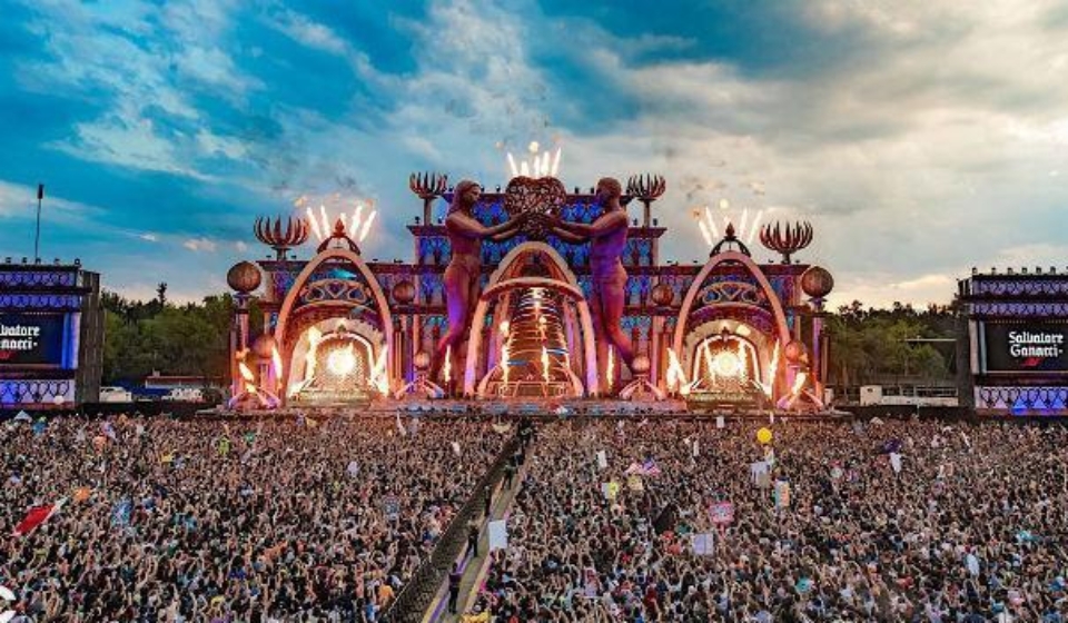 Electric_Daisy_Carnival_Mexico_se_amplifico_con_PK_Sound