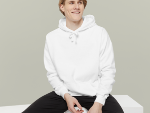 66cdb558bb224d48f9032b33