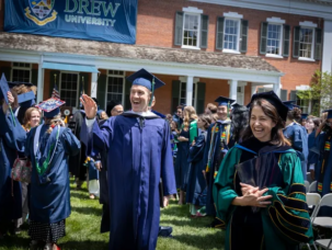 88630942007-ld-051124-drew-cla-commencement-2964