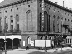 AcademyofMusic.1854-1909.chaptersofopera.henryedwardkrehbiel