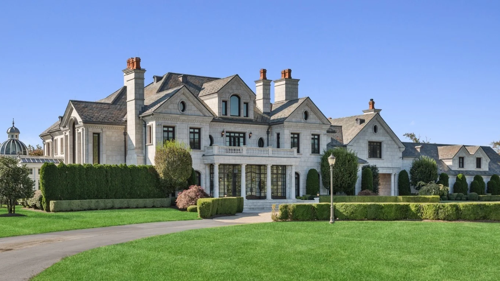 Most-expensive-property-in-town-where-Bruce-Springsteen-lives-goes-up-for-sale-at-28m-11