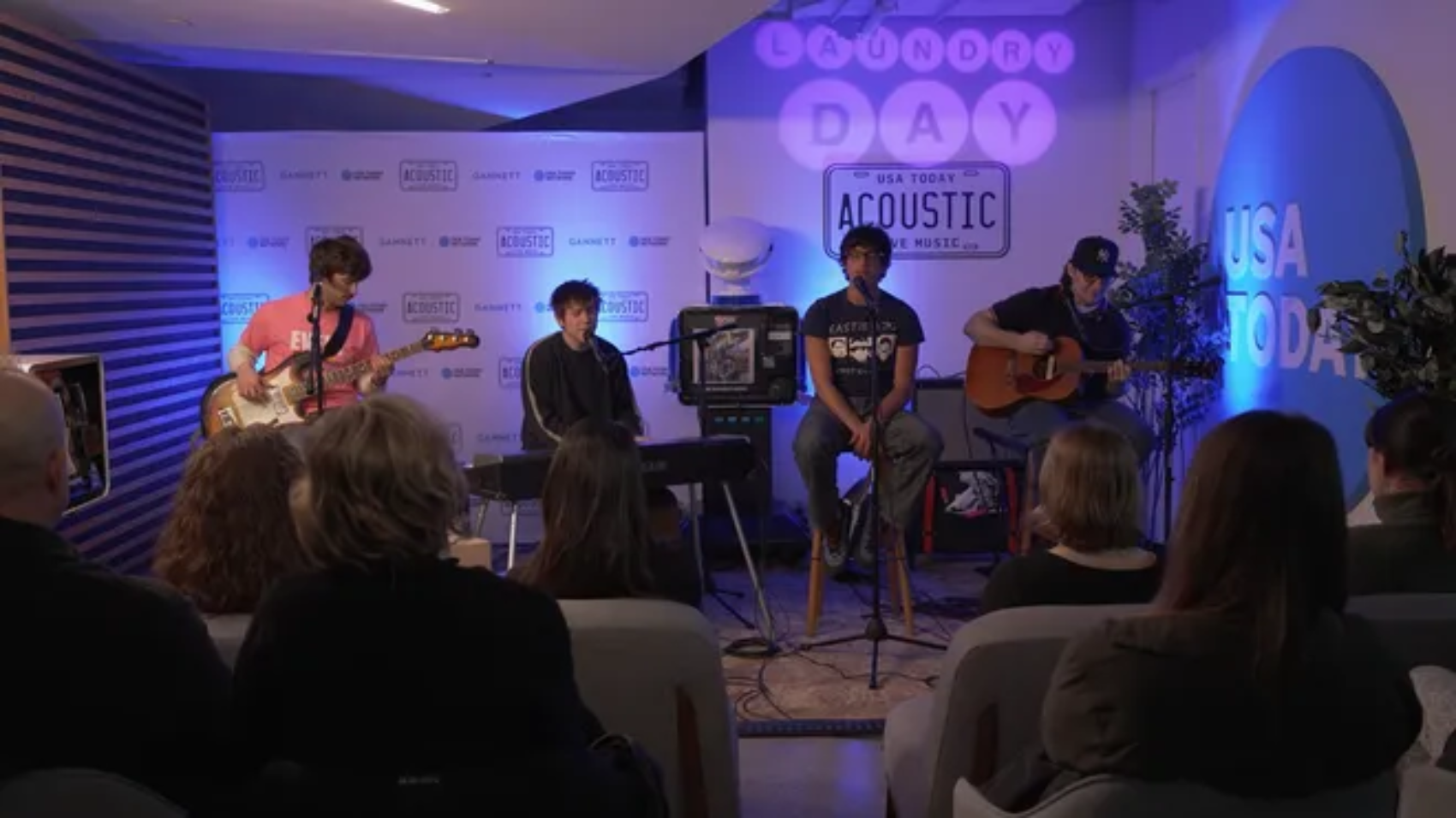 81172593007-20250304-spcl-acoustic-laundry-day-full-concert-you-tube-00-04-18-09-still-001