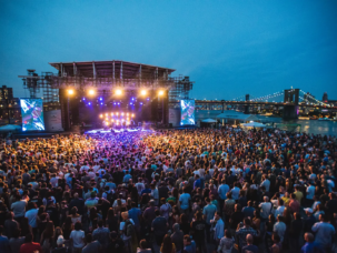 The-Rooftop-at-Pier-17-concert