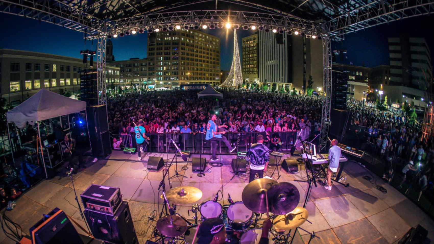 Xerox_Rochester_International_Jazz_Festival_Sma2z1_xFsfgJZQj_GCIe7s18q0ABlZBh_5d312fad-6ba7-409e-bdeb-cf452e216b0d